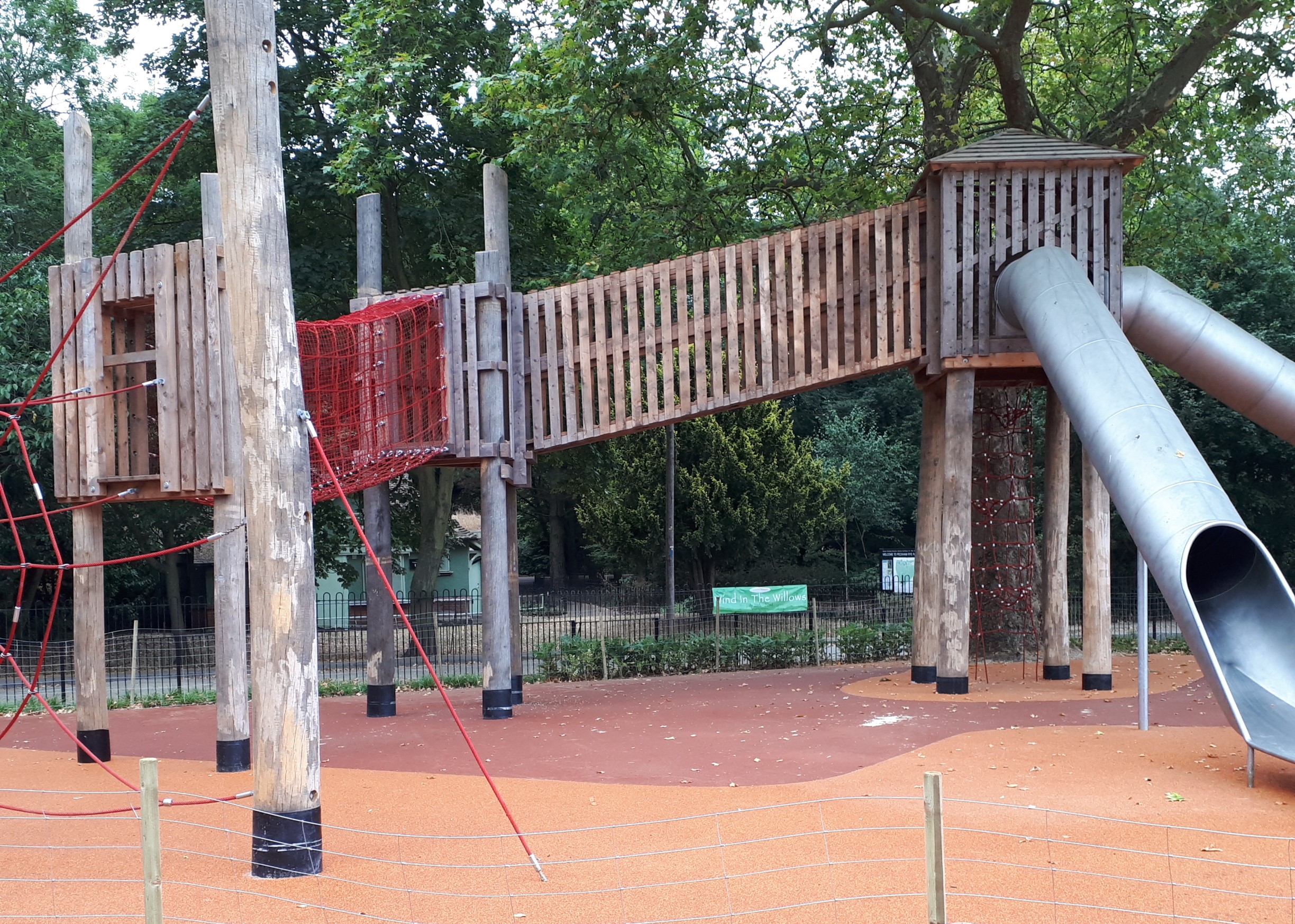 New play park opens on Peckham Rye common July 2018